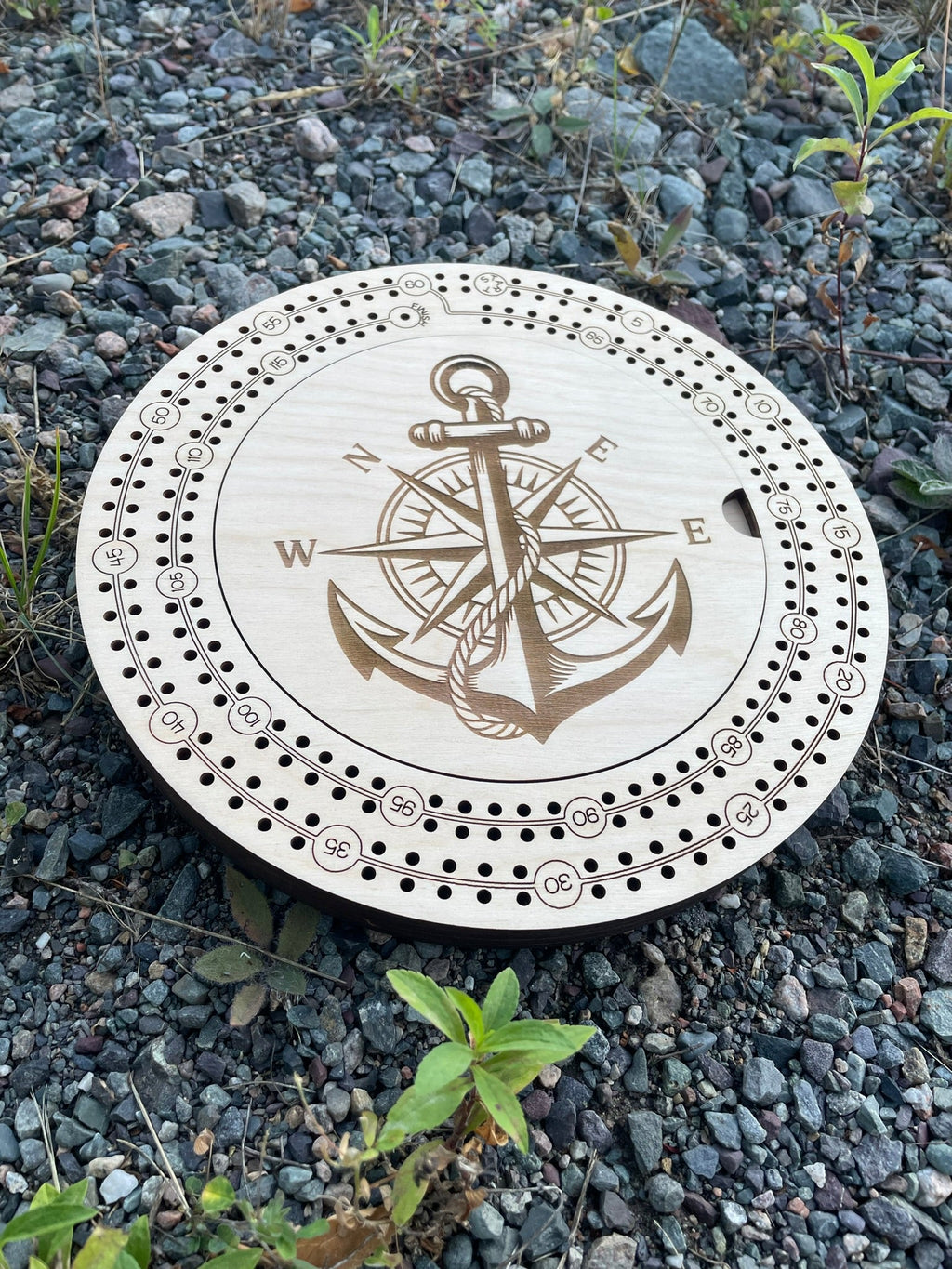 Round Cribbage Board with Peg Storage (2 Player)